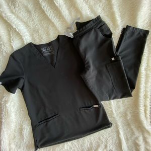 FIGS Scrubs Set Casma Top/Yola Pants XS Black